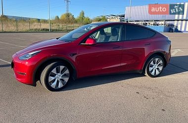 Позашляховик / Кросовер Tesla Model Y 2024 в Рівному фото 3 Позашляховик / Кросовер Tesla Model Y 2024 в Рівному