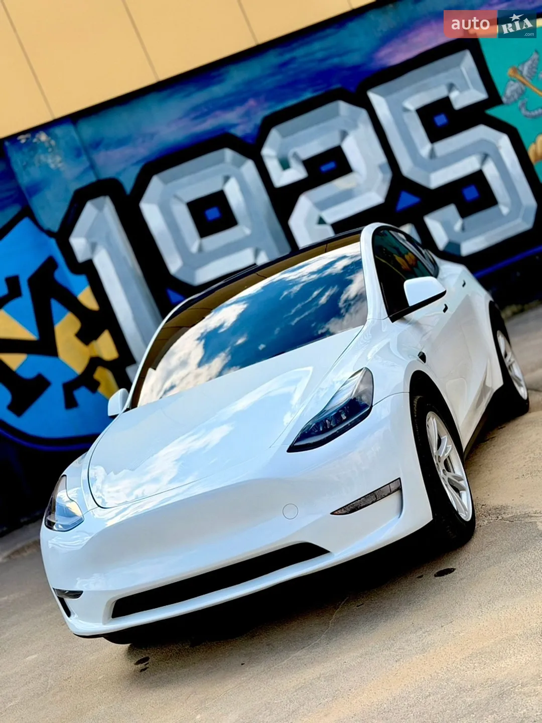 2024 Tesla Model Y - мініатюра 5