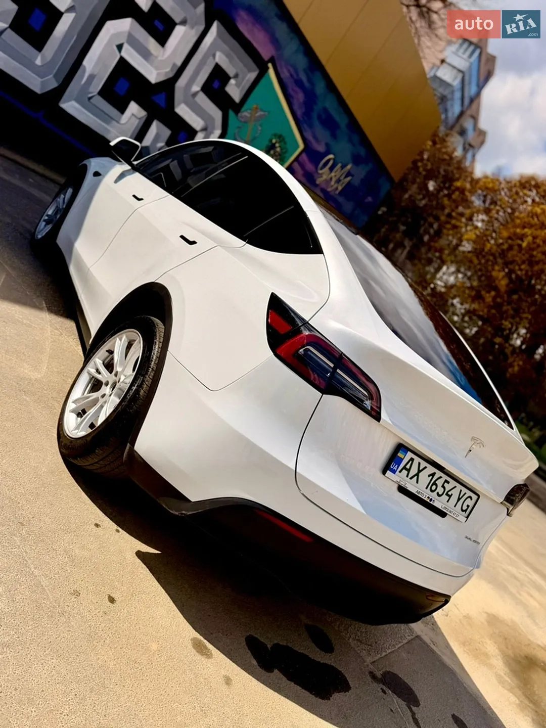2024 Tesla Model Y - мініатюра 21