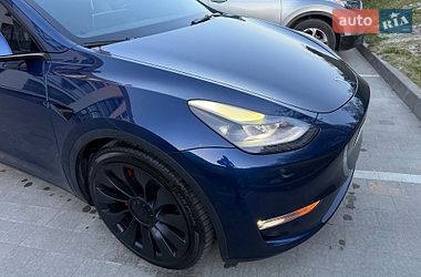 Внедорожник / Кроссовер Tesla Model Y 2021 в Львове