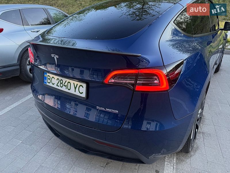 Внедорожник / Кроссовер Tesla Model Y 2021 в Львове