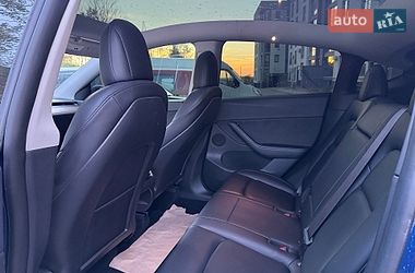 Внедорожник / Кроссовер Tesla Model Y 2021 в Львове