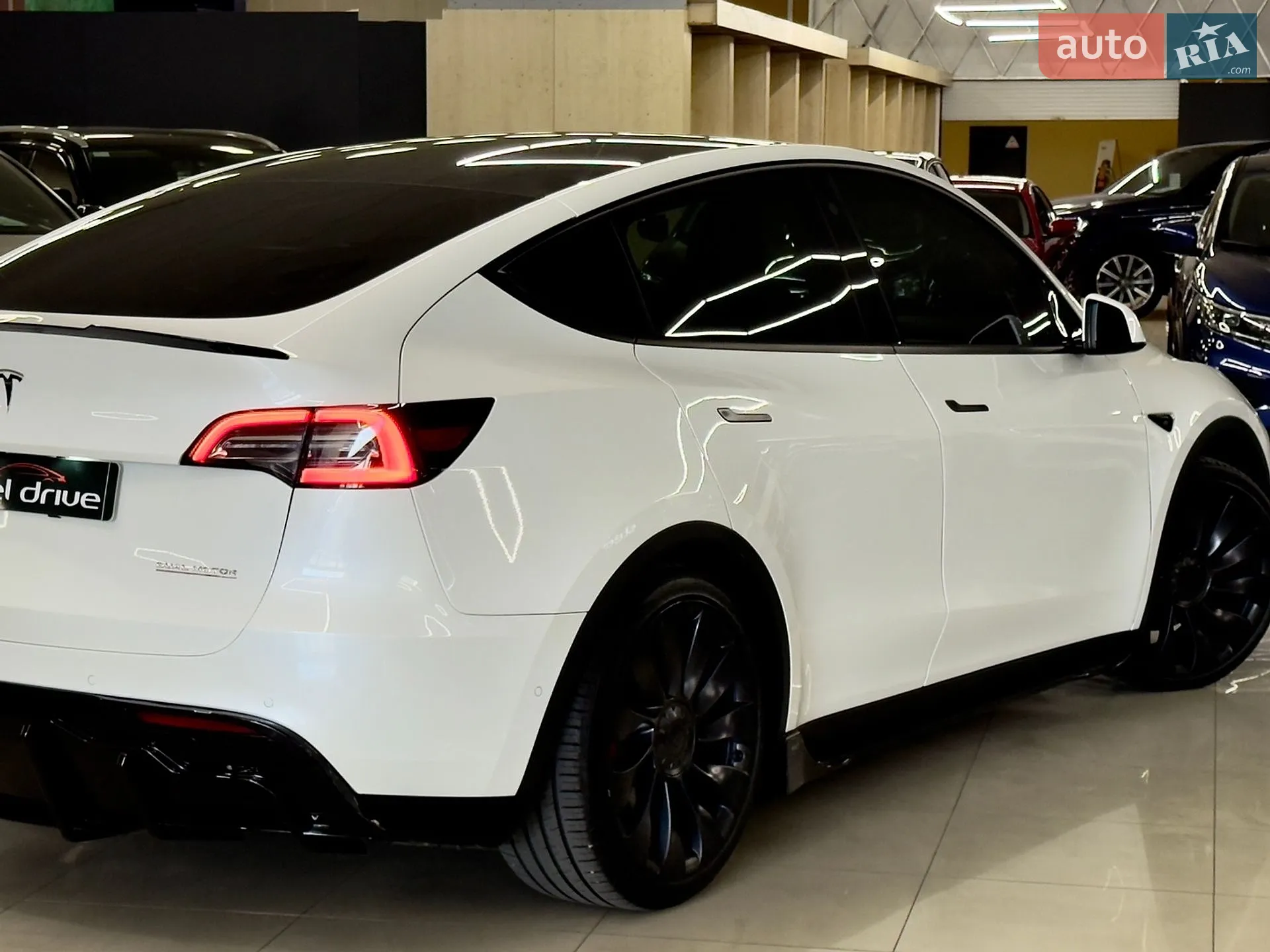 2022 Tesla Model Y - мініатюра 12