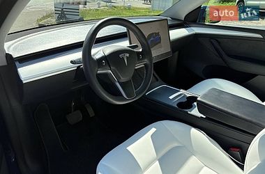 Внедорожник / Кроссовер Tesla Model Y 2023 в Киеве