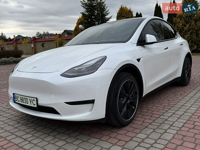 Внедорожник / Кроссовер Tesla Model Y 2024 в Львове