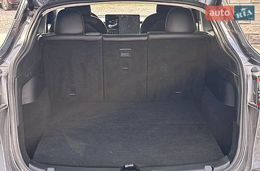 Внедорожник / Кроссовер Tesla Model Y 2020 в Дубно