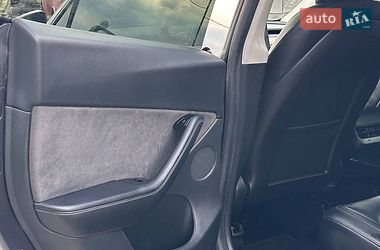Внедорожник / Кроссовер Tesla Model Y 2020 в Дубно