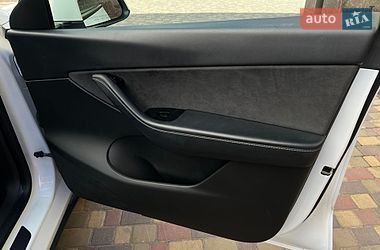 Внедорожник / Кроссовер Tesla Model Y 2020 в Виннице