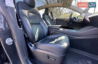 Внедорожник / Кроссовер Tesla Model Y 2024 в Виннице