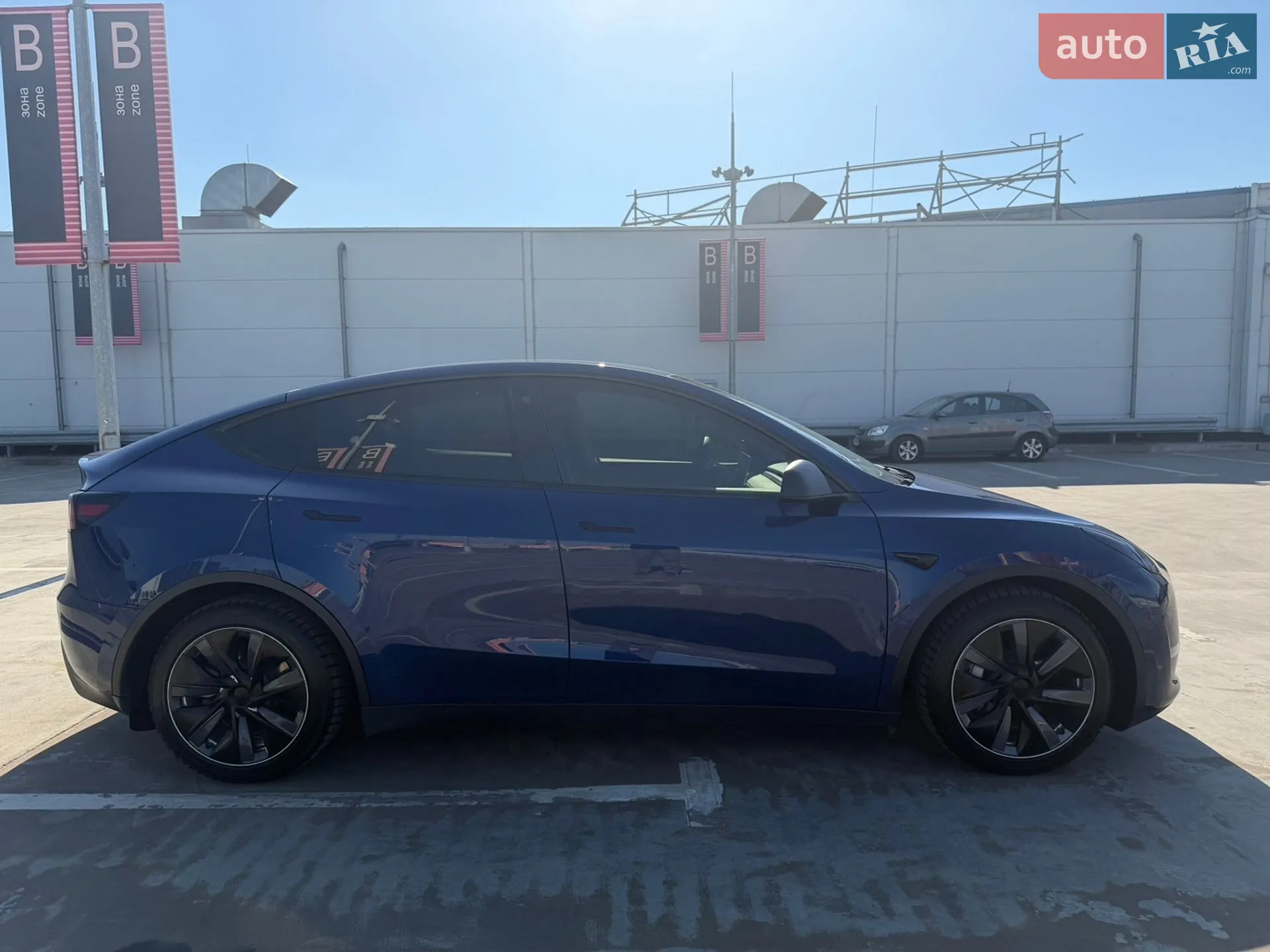 2021 Tesla Model Y - мініатюра 5