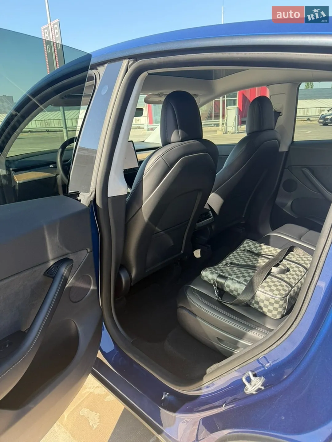 2021 Tesla Model Y - мініатюра 18