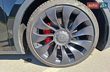 Позашляховик / Кросовер Tesla Model Y 2022 в Ірпені