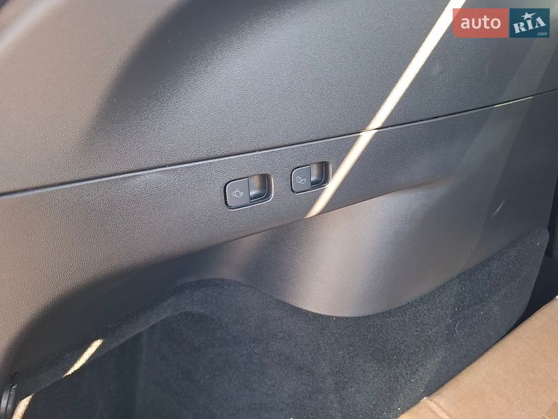 Позашляховик / Кросовер Tesla Model Y 2022 в Ірпені