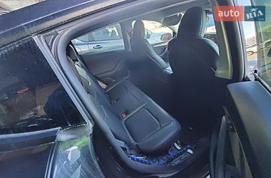 Внедорожник / Кроссовер Tesla Model Y 2024 в Запорожье