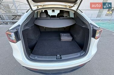 Внедорожник / Кроссовер Tesla Model Y 2023 в Киеве