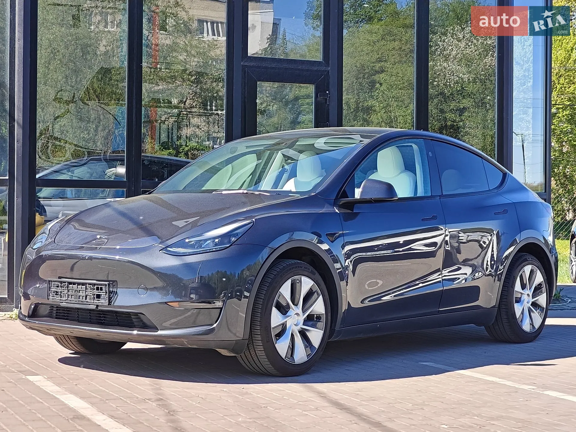 2024 Tesla Model Y - мініатюра 2