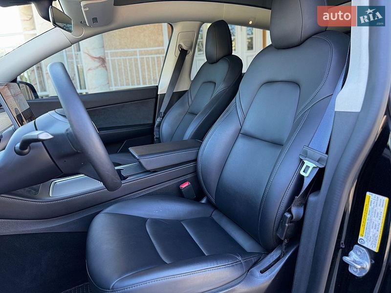 Внедорожник / Кроссовер Tesla Model Y 2022 в Тернополе