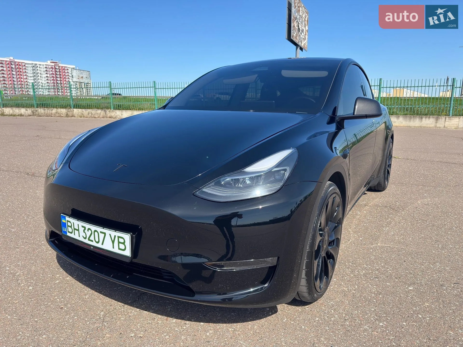 2023 Tesla Model Y - мініатюра 3
