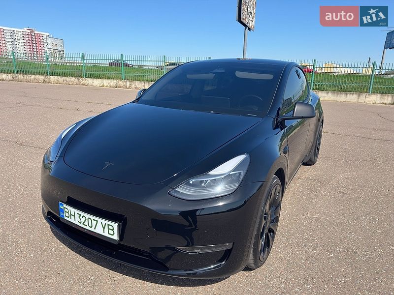 Внедорожник / Кроссовер Tesla Model Y 2023 в Одессе