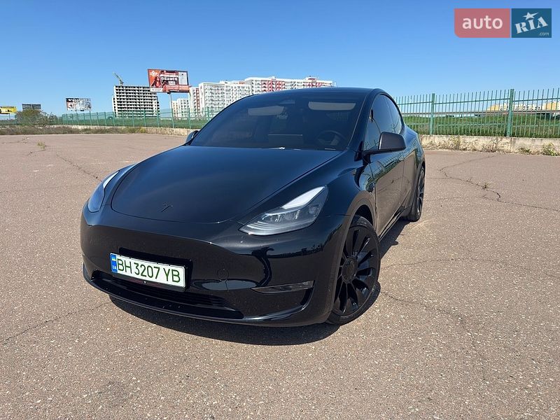 Внедорожник / Кроссовер Tesla Model Y 2023 в Одессе