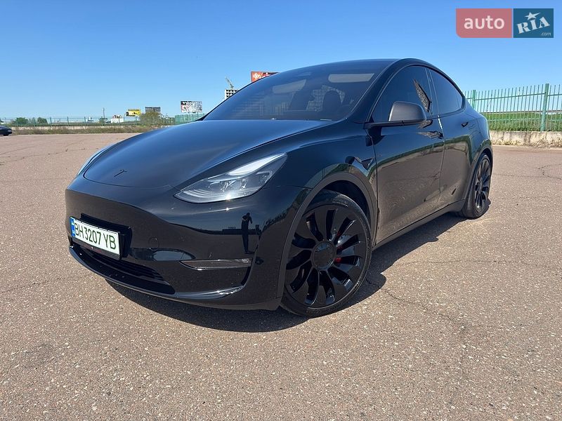 Внедорожник / Кроссовер Tesla Model Y 2023 в Одессе