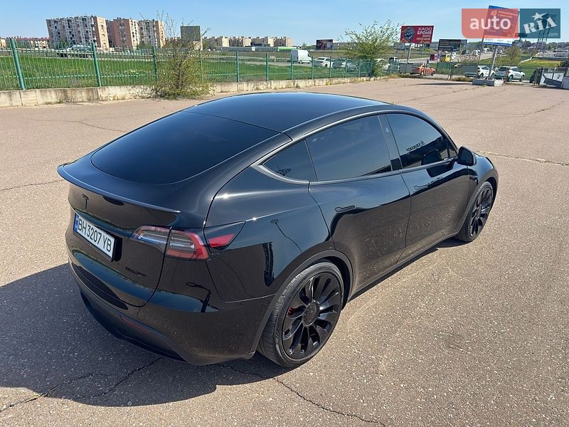 Внедорожник / Кроссовер Tesla Model Y 2023 в Одессе