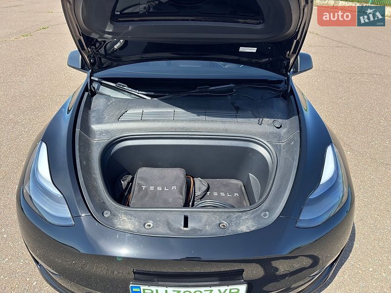 Внедорожник / Кроссовер Tesla Model Y 2023 в Одессе