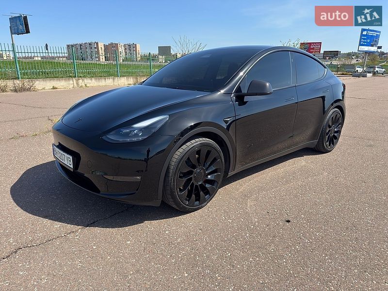 Внедорожник / Кроссовер Tesla Model Y 2023 в Одессе