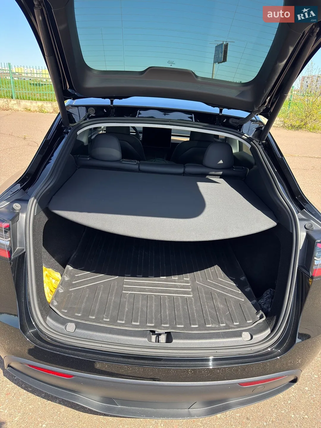 2023 Tesla Model Y - мініатюра 143