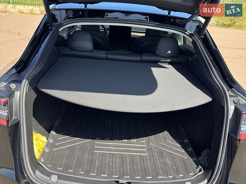 Внедорожник / Кроссовер Tesla Model Y 2023 в Одессе