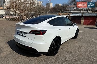 Внедорожник / Кроссовер Tesla Model Y 2021 в Киеве