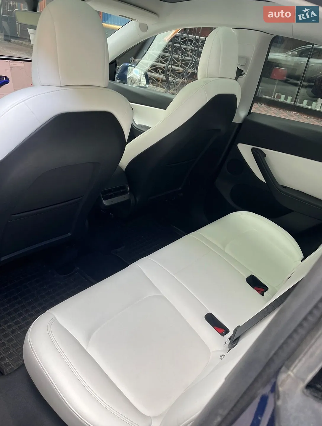 2021 Tesla Model Y - мініатюра 13