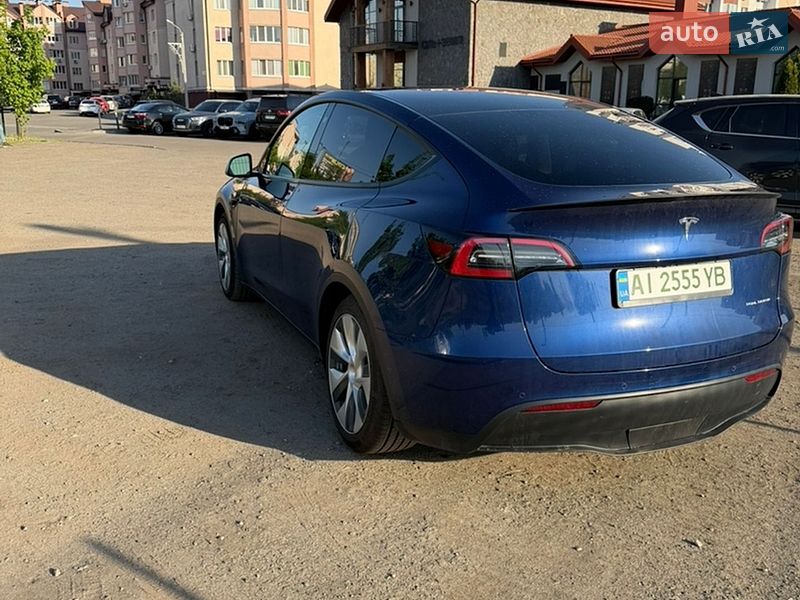 Внедорожник / Кроссовер Tesla Model Y 2022 в Киеве