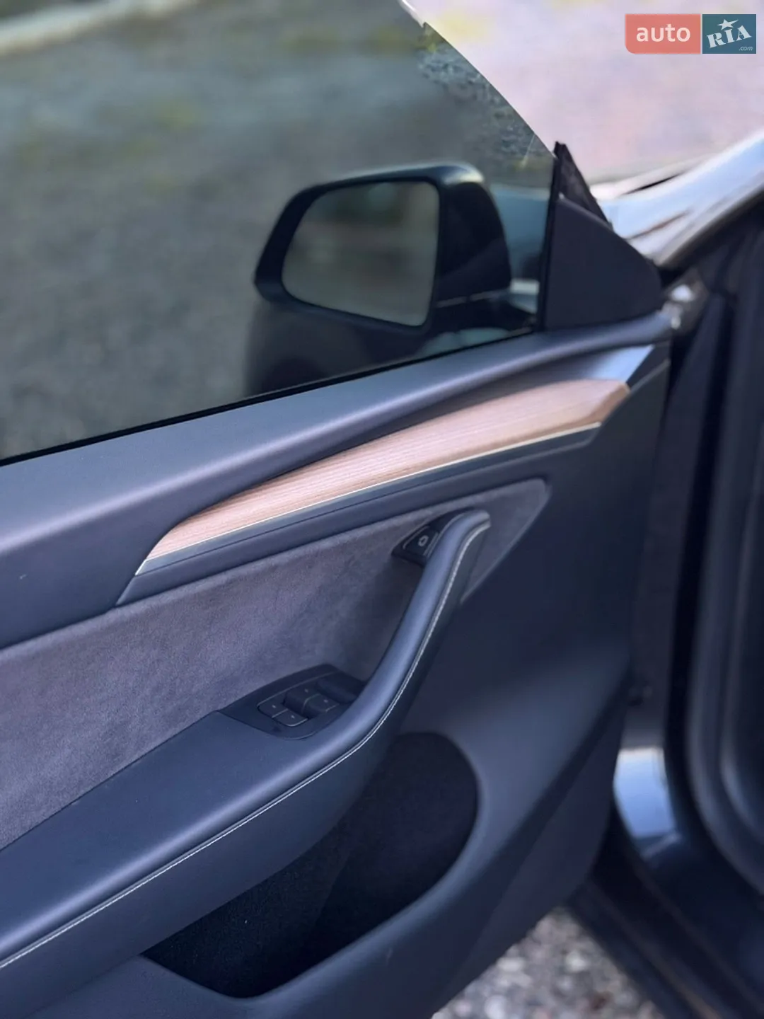 2024 Tesla Model Y - мініатюра 17