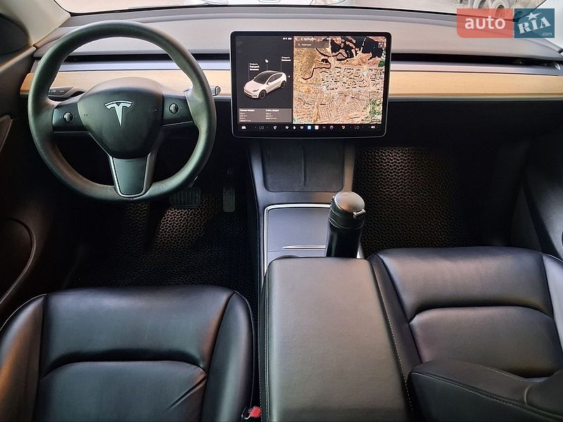 Внедорожник / Кроссовер Tesla Model Y 2021 в Днепре