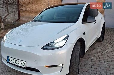 Внедорожник / Кроссовер Tesla Model Y 2021 в Днепре