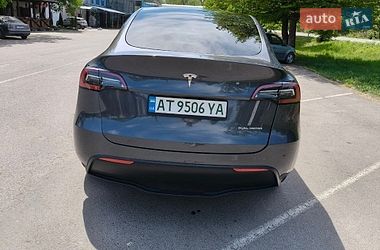 Внедорожник / Кроссовер Tesla Model Y 2023 в Ивано-Франковске