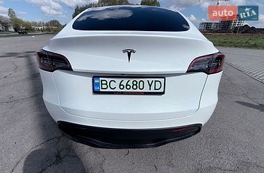 Внедорожник / Кроссовер Tesla Model Y 2023 в Львове