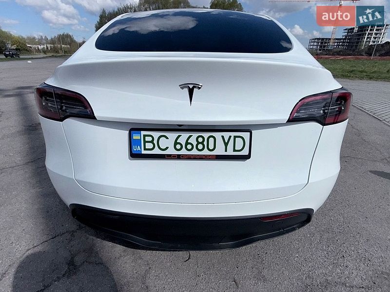 Внедорожник / Кроссовер Tesla Model Y 2023 в Львове