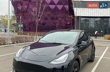 Позашляховик / Кросовер Tesla Model Y 2021 в Києві