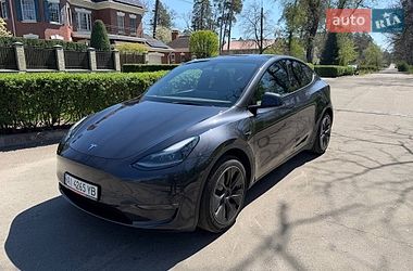 Позашляховик / Кросовер Tesla Model Y 2024 в Києві