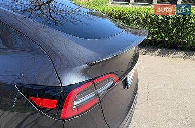 Позашляховик / Кросовер Tesla Model Y 2024 в Києві