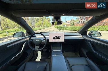 Позашляховик / Кросовер Tesla Model Y 2024 в Києві