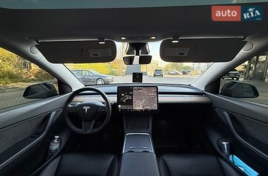 Внедорожник / Кроссовер Tesla Model Y 2021 в Львове