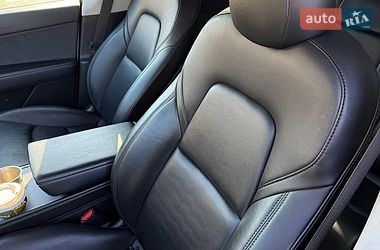 Позашляховик / Кросовер Tesla Model Y 2022 в Полтаві