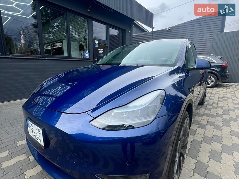 Позашляховик / Кросовер Tesla Model Y 2022 в Сторожинці