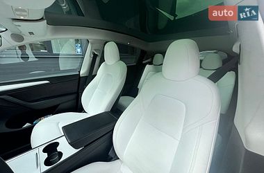 Позашляховик / Кросовер Tesla Model Y 2022 в Сторожинці
