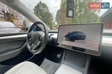 Позашляховик / Кросовер Tesla Model Y 2022 в Сторожинці