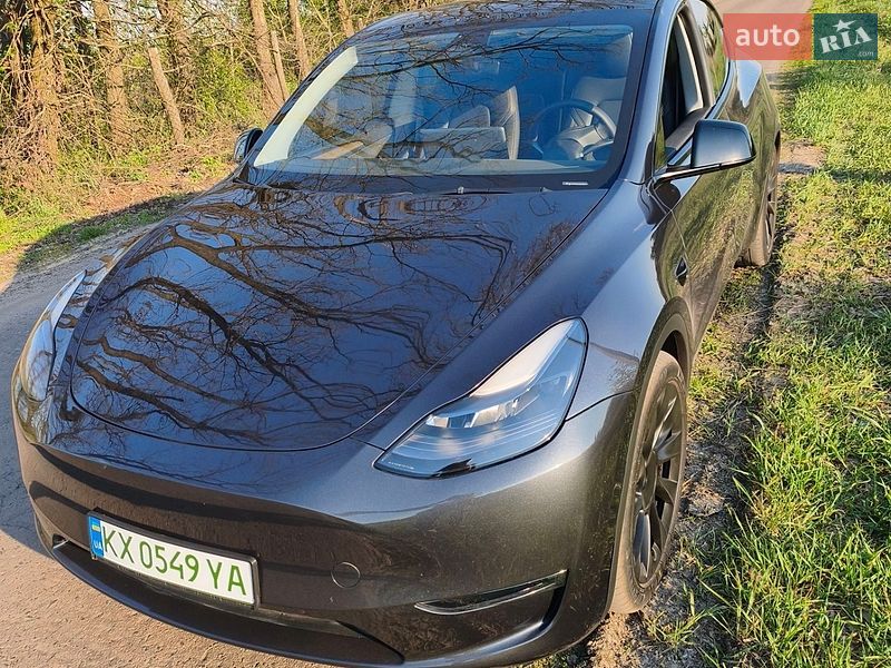 Позашляховик / Кросовер Tesla Model Y 2025 в Харкові