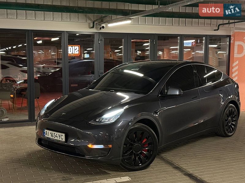 Позашляховик / Кросовер Tesla Model Y 2020 в Києві